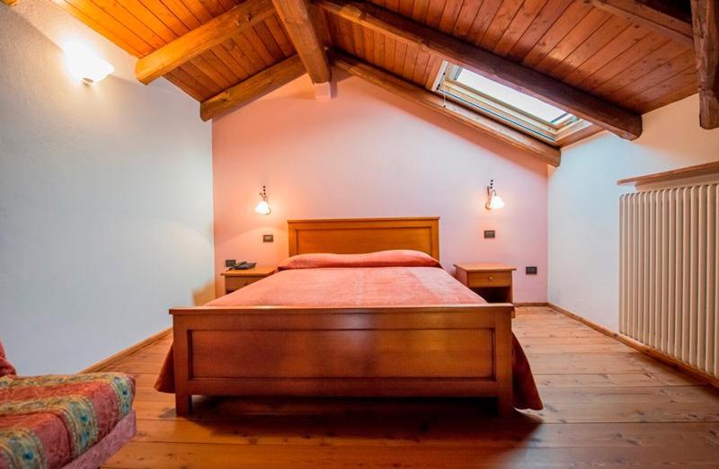 Ristorante Albergo Da Maurizio Cravanzana Buitenkant foto