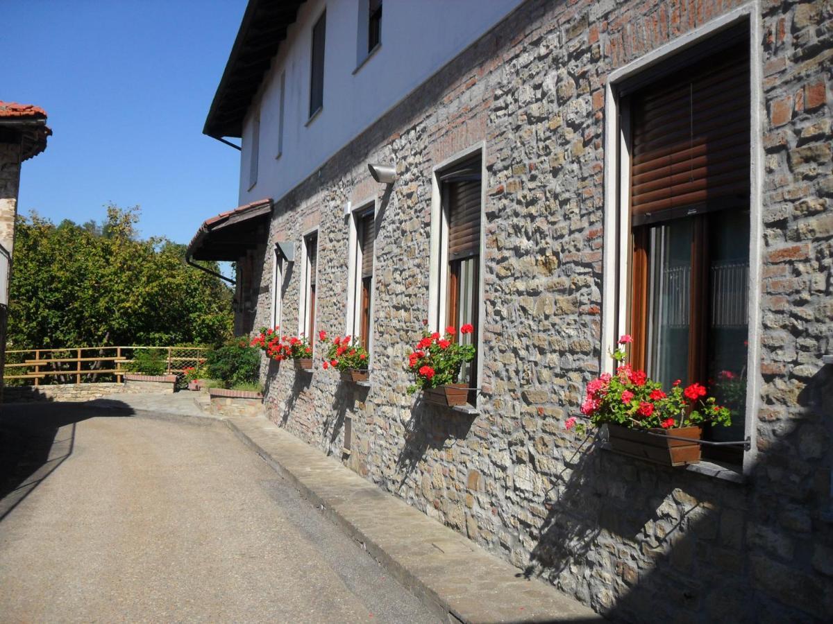 Ristorante Albergo Da Maurizio Cravanzana Buitenkant foto
