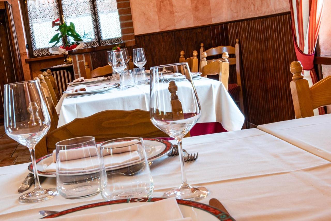 Ristorante Albergo Da Maurizio Cravanzana Buitenkant foto